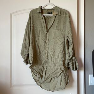 Zara Women’s Green Long Sleeve Button down